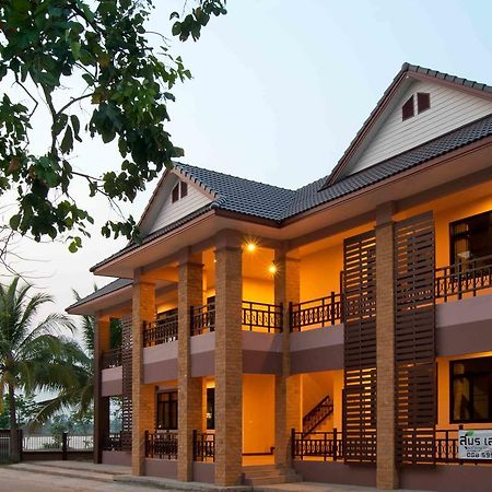 Suporn Lakeview Apartamento con servicio&Homestay Trakan Phut Phon Exterior foto