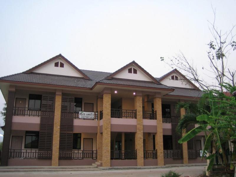 Suporn Lakeview Apartamento con servicio&Homestay Trakan Phut Phon Exterior foto